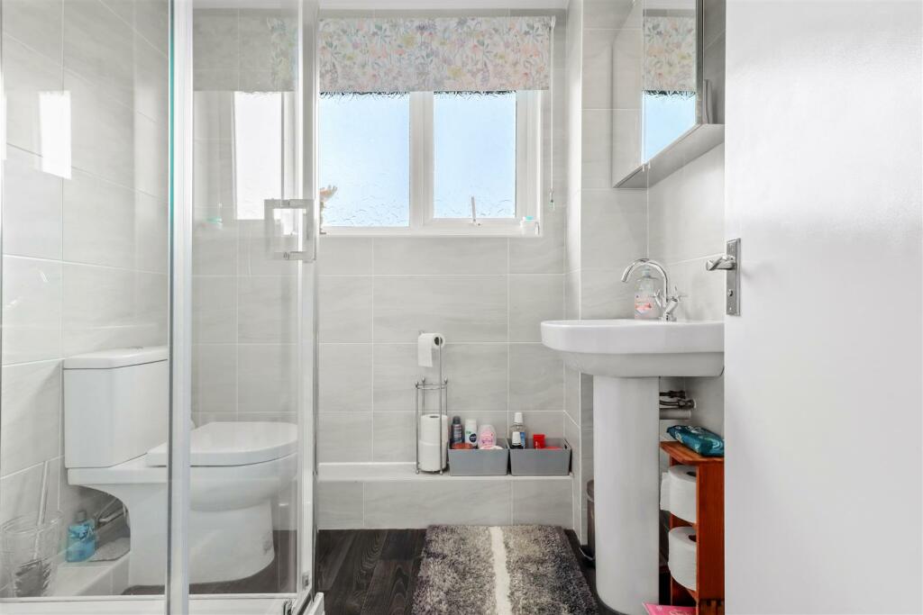 Additional image 19 of Leamland Walk, Hailsham