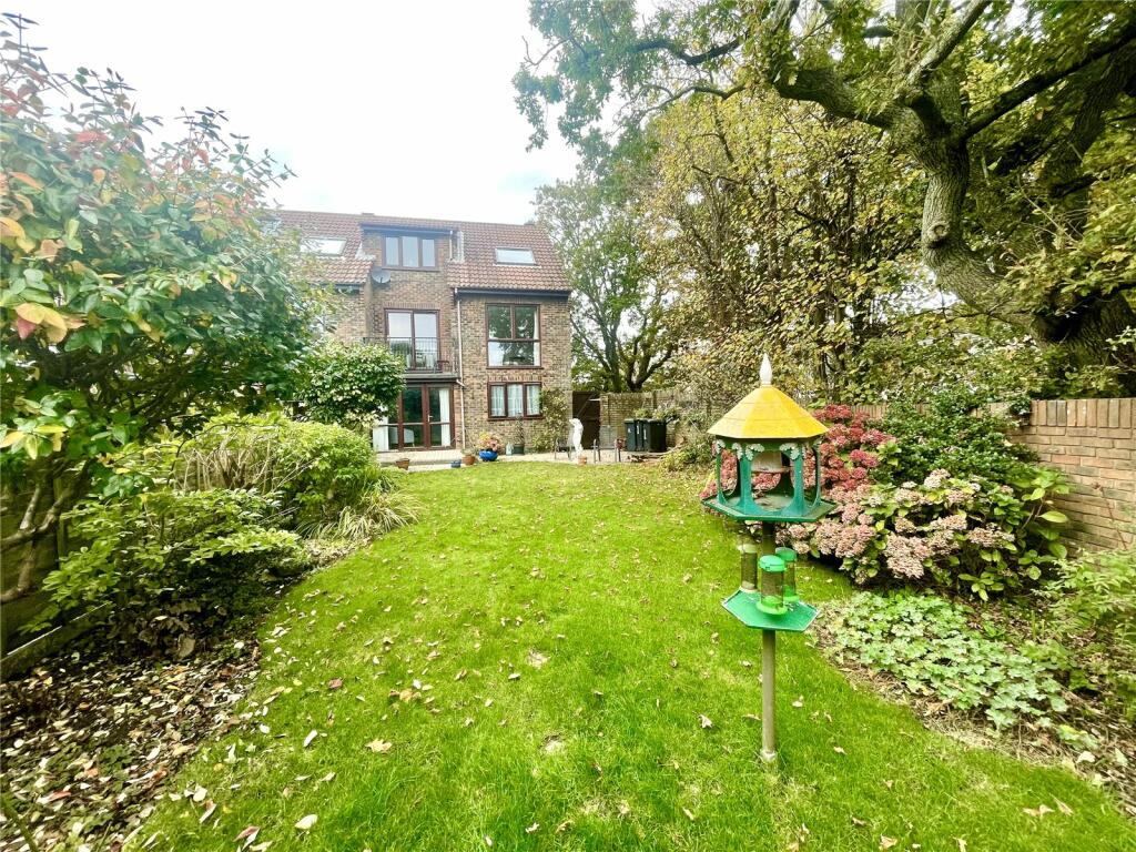 Additional image 16 of Gladstone Close, Stanpit, Christchurch, Dorset, BH23