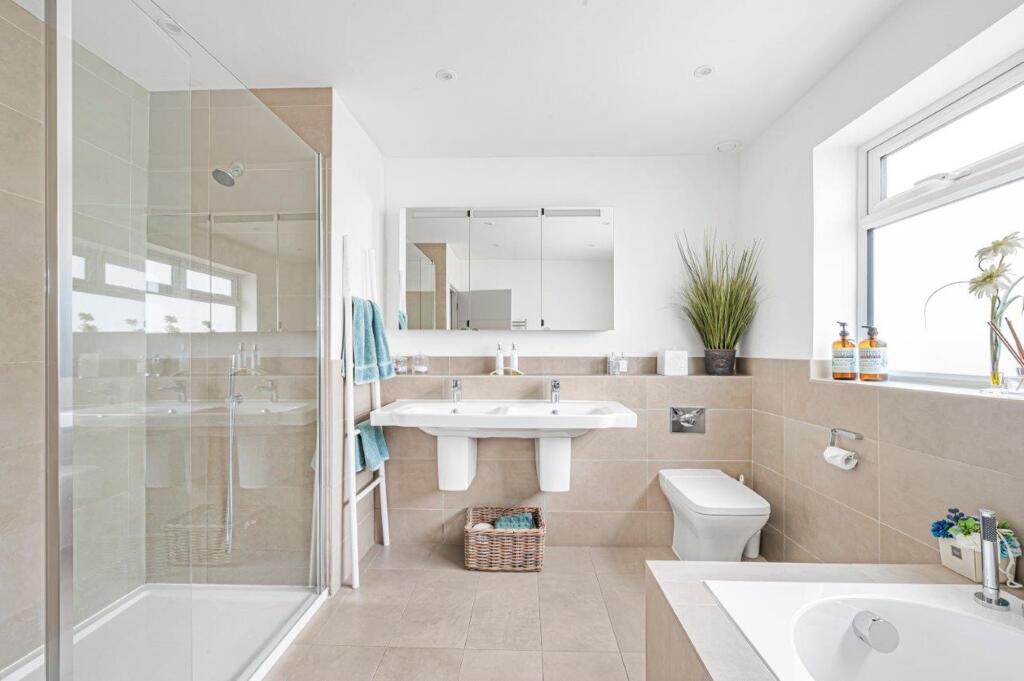 Additional image 20 of Marine Drive, Saltdean, BN2 8AA