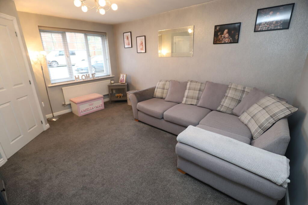 Additional image 3 of Elton Fold Chase, Bury, BL8 1PW