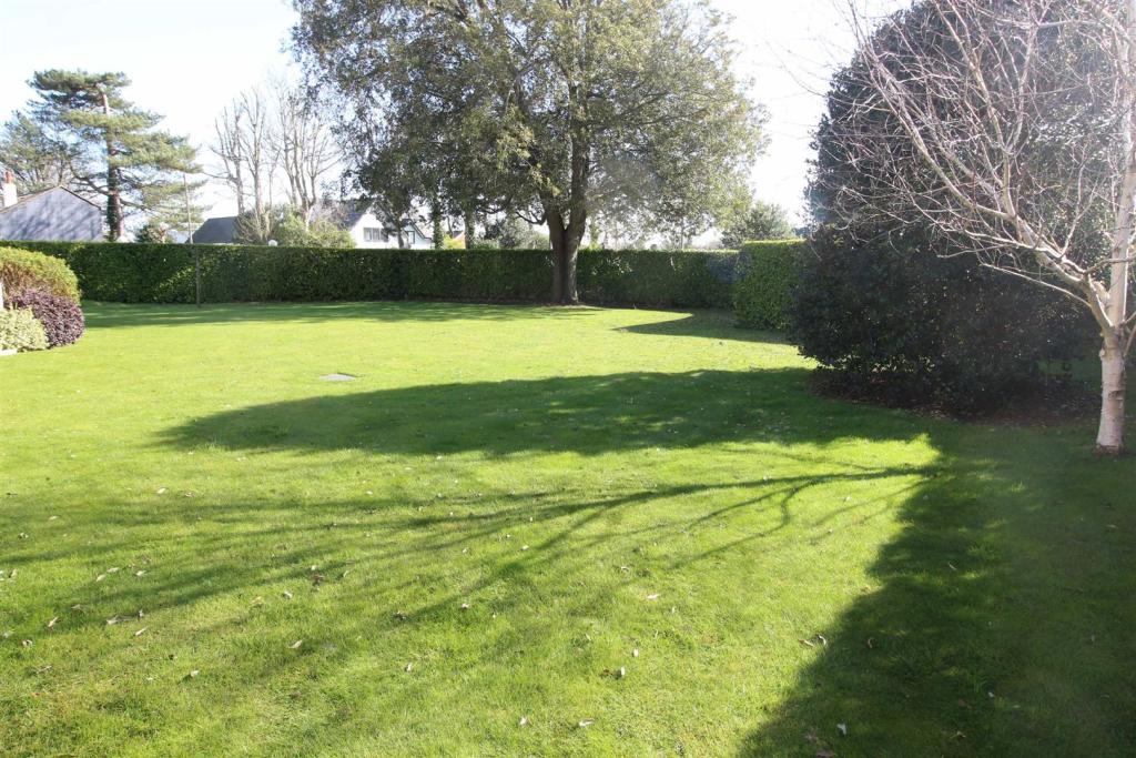 Additional image 10 of Becton Lane, Barton On Sea, Hampshire, BH25