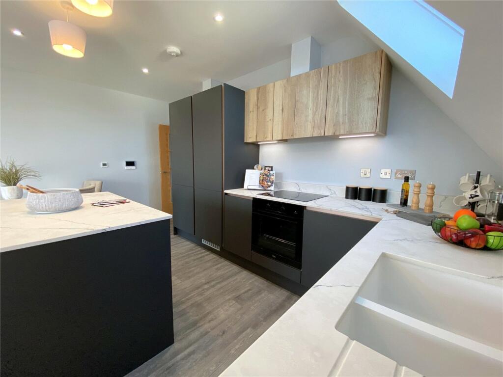 Additional image 5 of Vita Maris, 19-21 Wortley Road, Highcliffe, Dorset, BH23