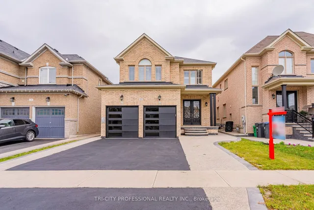 5 Drummondville Dr