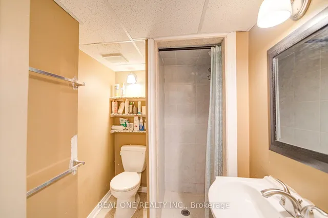 Additional image 31 of 1212 King St