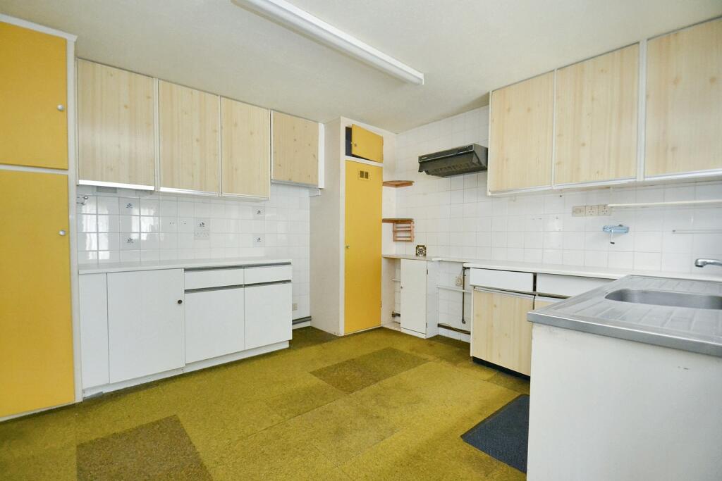 Additional image 5 of Broadstone