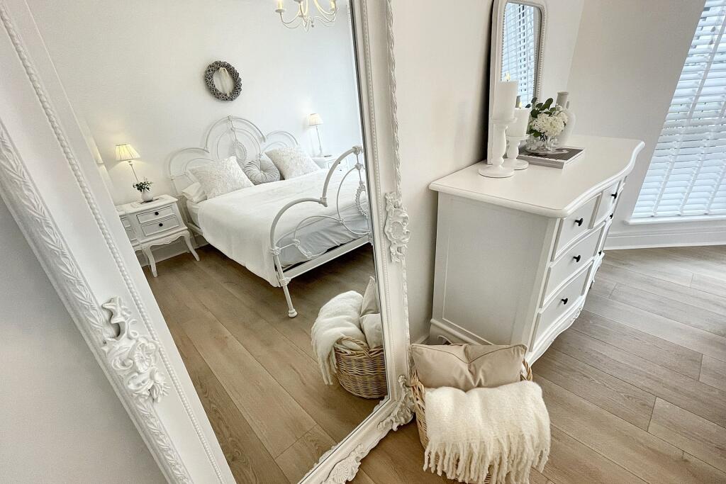 Additional image 17 of West Cliff