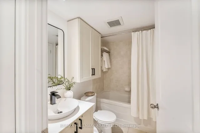 Additional image 33 of 8 Florence Wyle Lane Unit 3