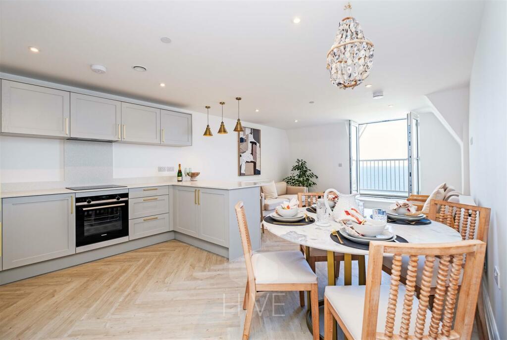 Additional image 10 of West Cliff Gardens, West Cliff, Bournemouth