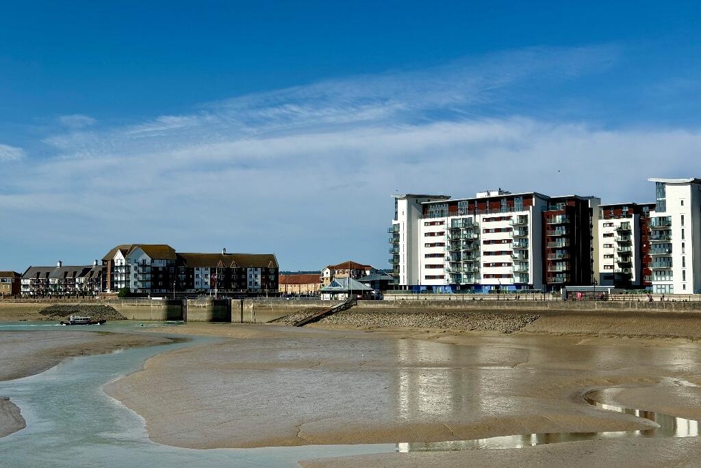 Sea Views, Sovereign Harbour, BN23