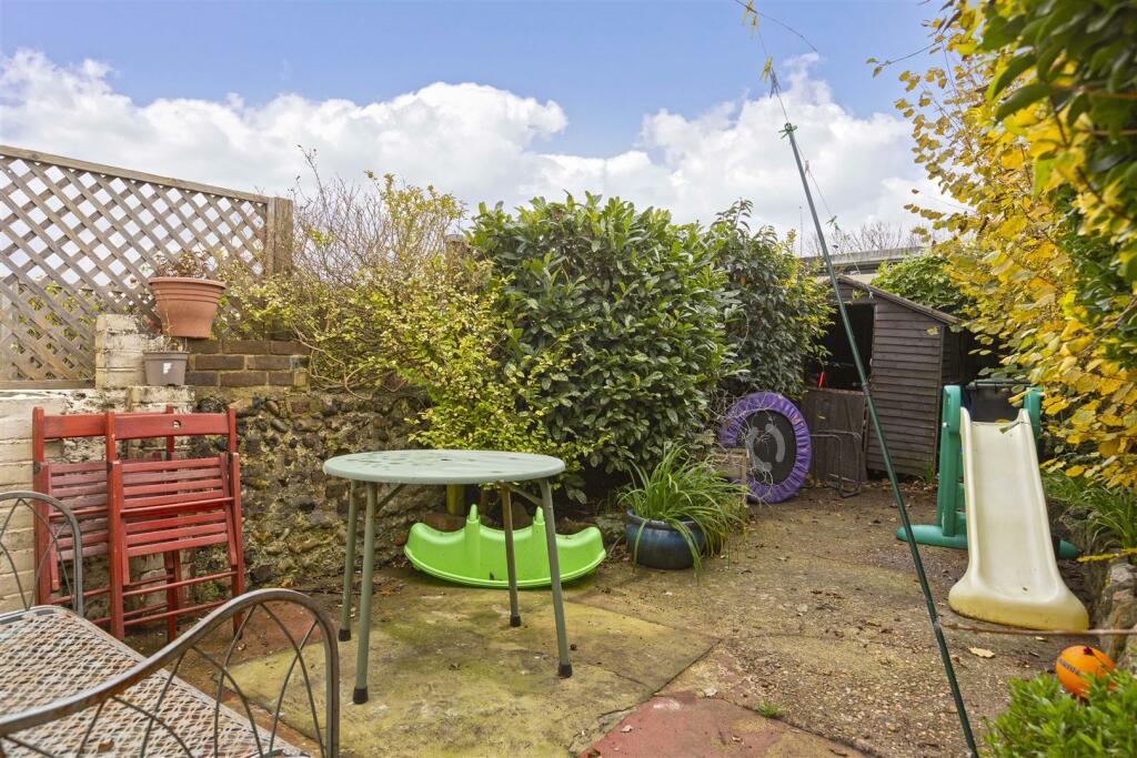 Additional image 16 of Becket Road, Worthing