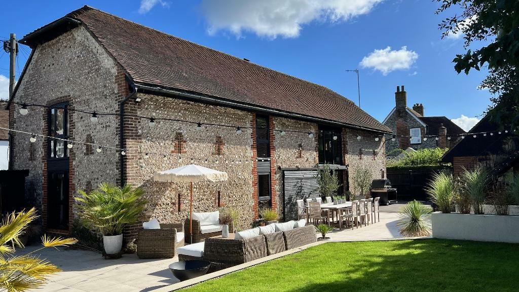 Additional image 2 of High Street, Upper Beeding, West Sussex, BN44 3WN