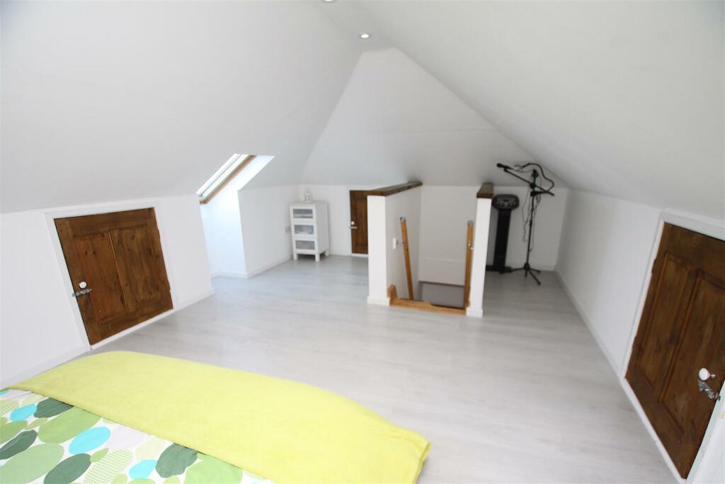 Additional image 10 of Pine Vale Crescent, Bournemouth