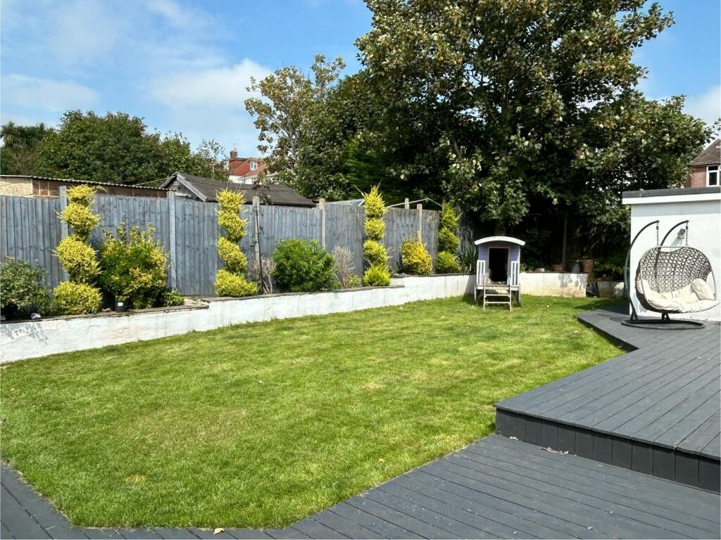 Additional image 7 of Solway Avenue, Brighton, East Sussex. BN1 8UJ