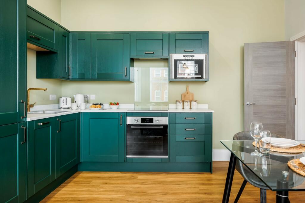 Additional image 2 of West Cliff Gardens, Bournemouth - 9