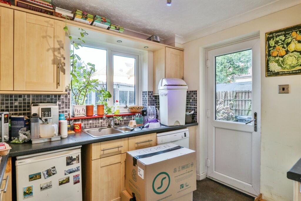Additional image 5 of Zinnia Close, Bournemouth