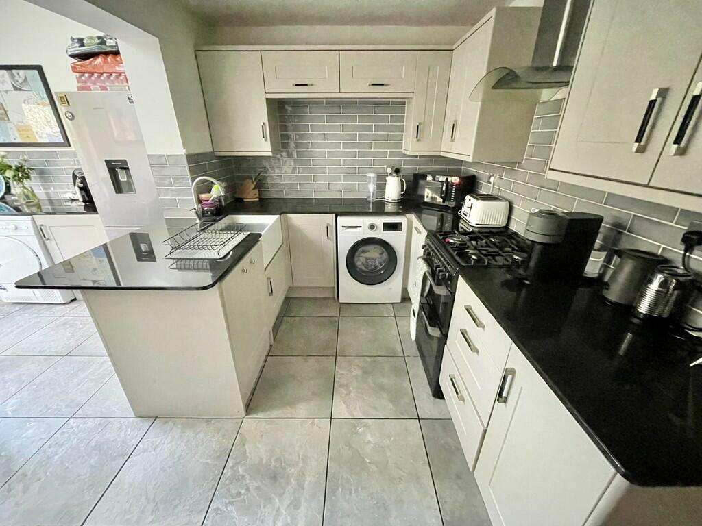 Additional image 10 of Larch Close, Creekmoor