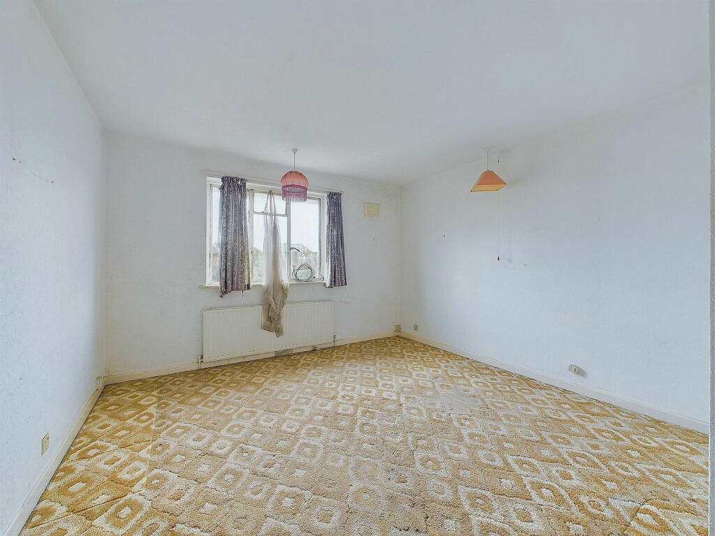 Additional image 12 of Aglaia Road, Worthing, BN11