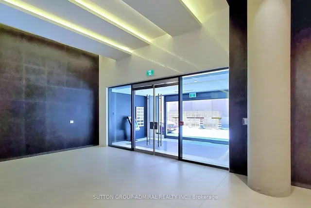 Additional image 21 of 158 Front St Unit 1412