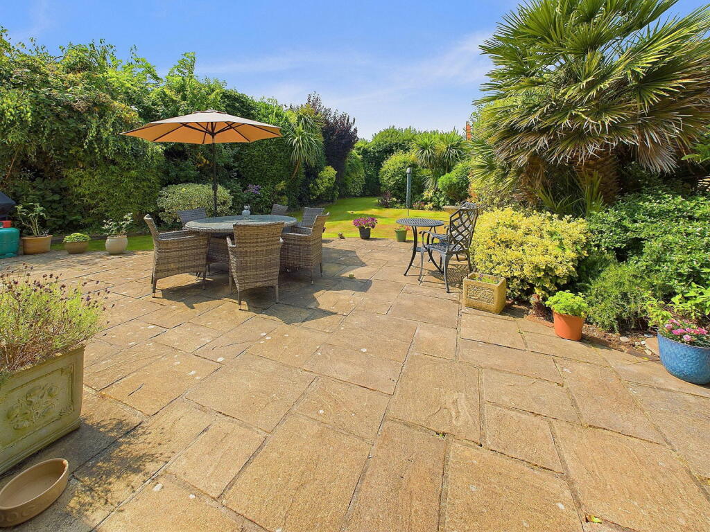 Additional image 20 of Windlesham Gardens, Shoreham-by-sea, West Sussex, BN43 5AD