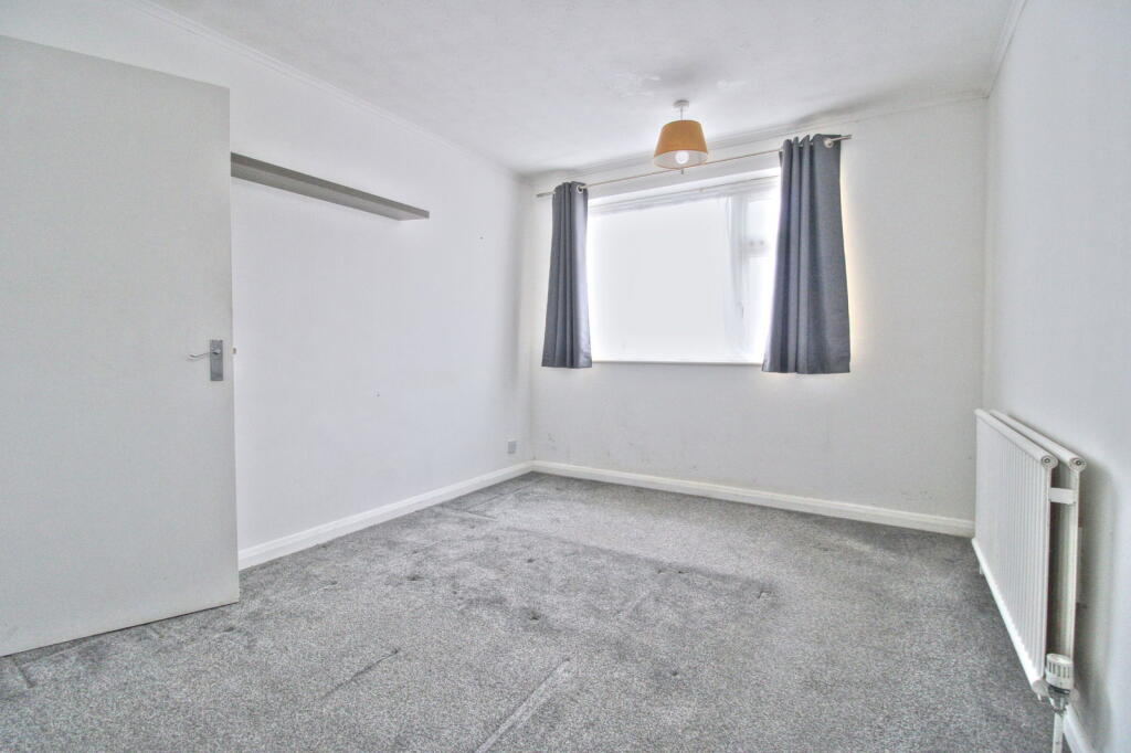 Additional image 7 of Gainsborough Crescent, Eastbourne, BN23 7NL