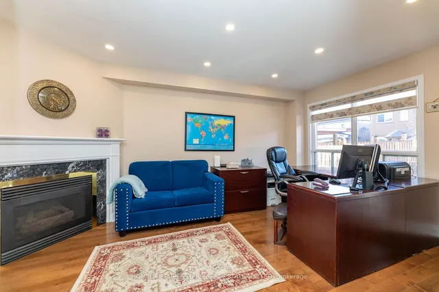 Additional image 14 of 39 Arborview Cres