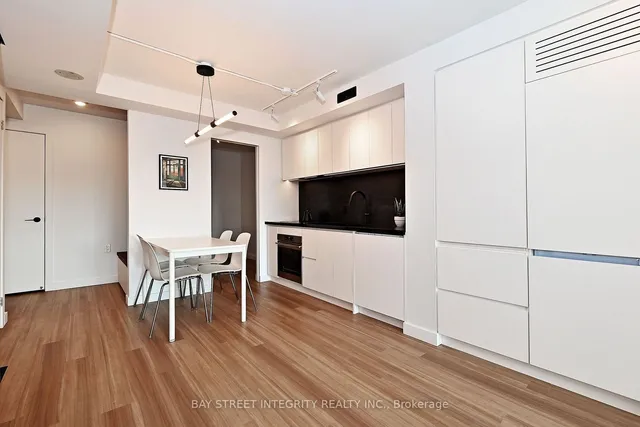 Additional image 12 of 22 Olive Ave Unit LPH01