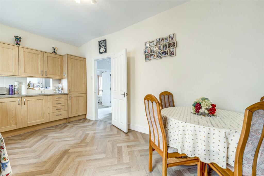 Additional image 16 of Grand Avenue, Worthing, West Sussex, BN11