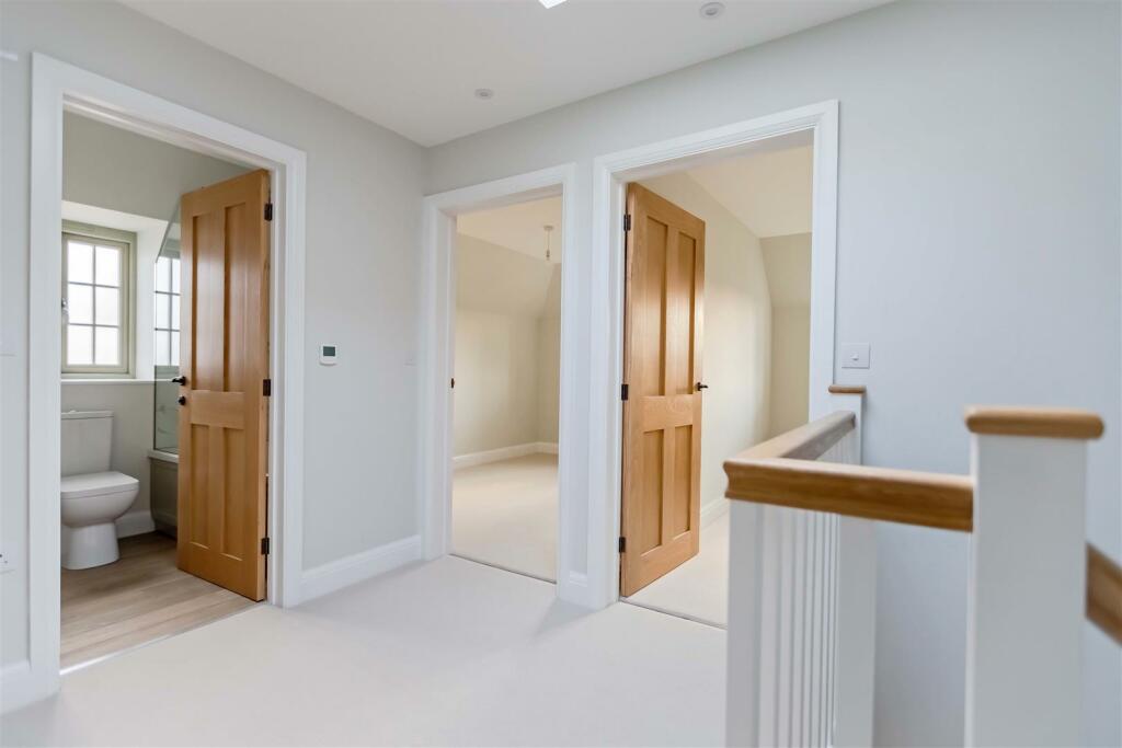 Additional image 15 of East Avenue, Goring-By-Sea, BN12 4DD