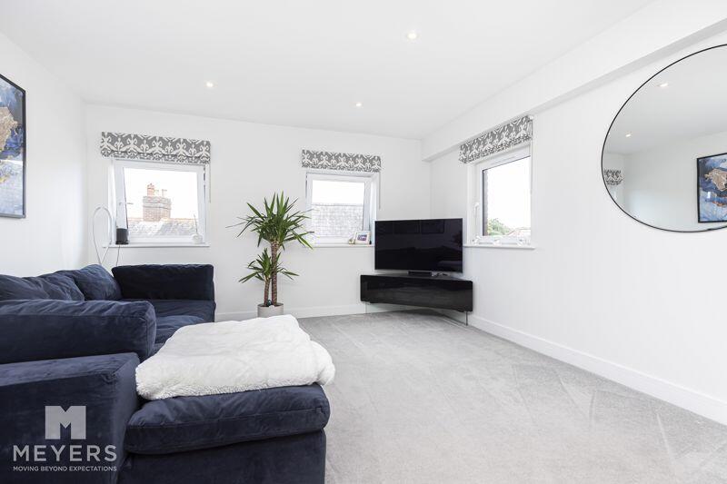 Additional image 6 of Castle Manor, 2a Wick Lane, Christchurch, BH23