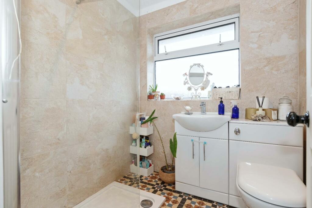 Additional image 18 of School Road, Upper Beeding, Steyning