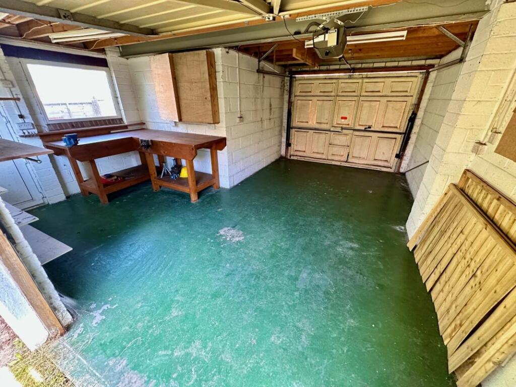 Additional image 17 of 15 York Road, Broadstone, Dorset, BH18 8EW