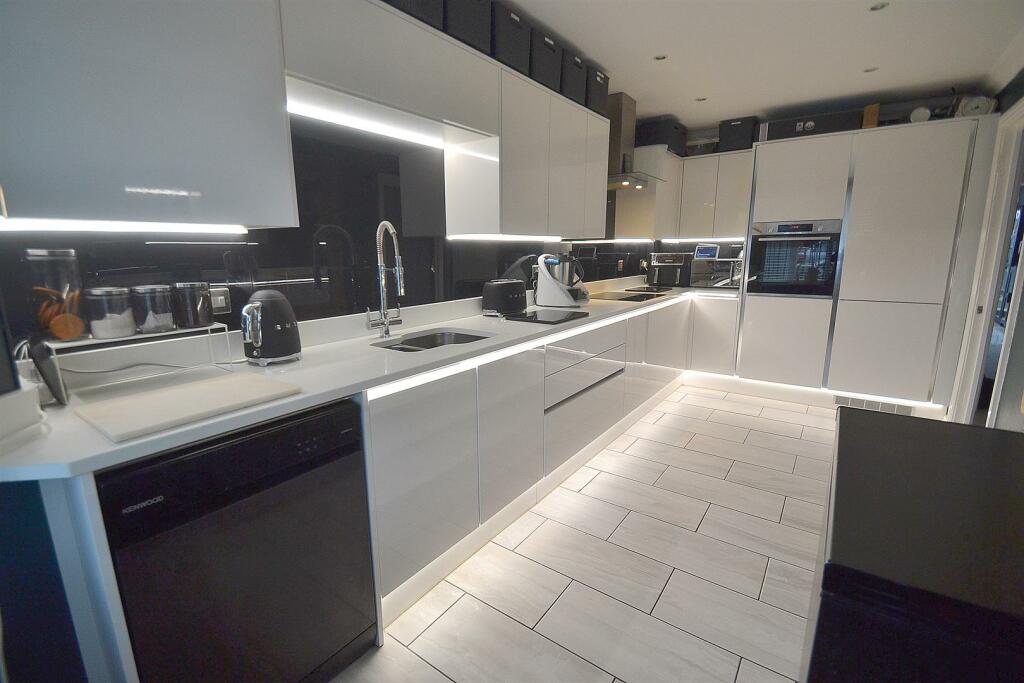 Additional image 2 of Blanshard Close, Herstmonceux, Hailsham