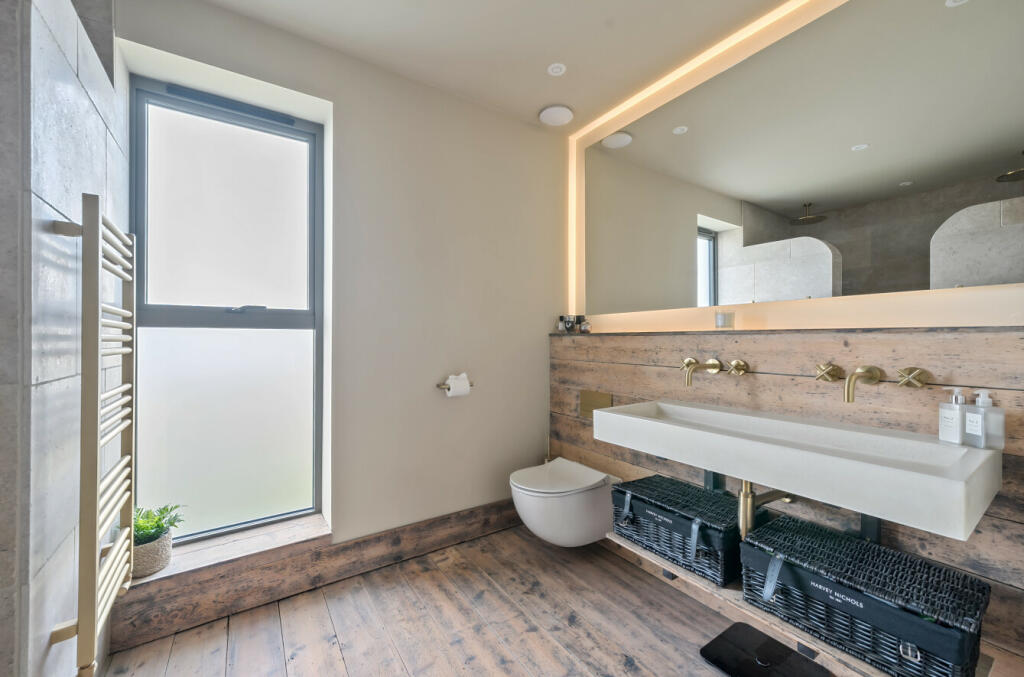 Additional image 17 of Hynesbury Road, Friars Cliff, Christchurch, BH23