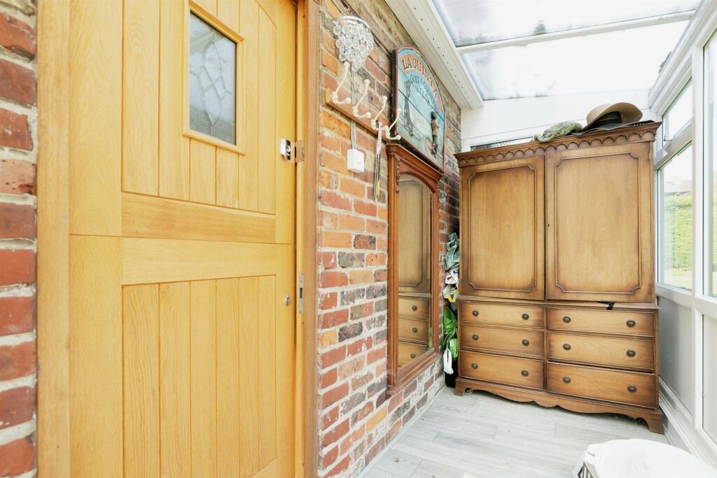 Additional image 12 of Downs View Close, East Dean, Eastbourne