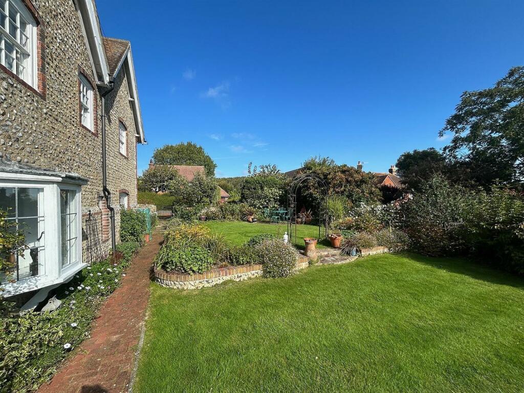 Additional image 5 of Manor Way, Ratton, Eastbourne