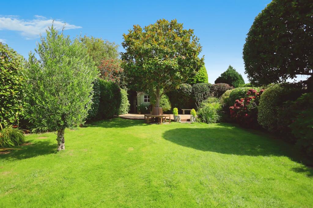 Additional image 17 of Lucinda Way, Seaford