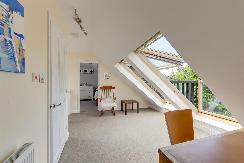 Additional image 14 of Furzeholme, High Salvington, Worthing, BN13 3BS