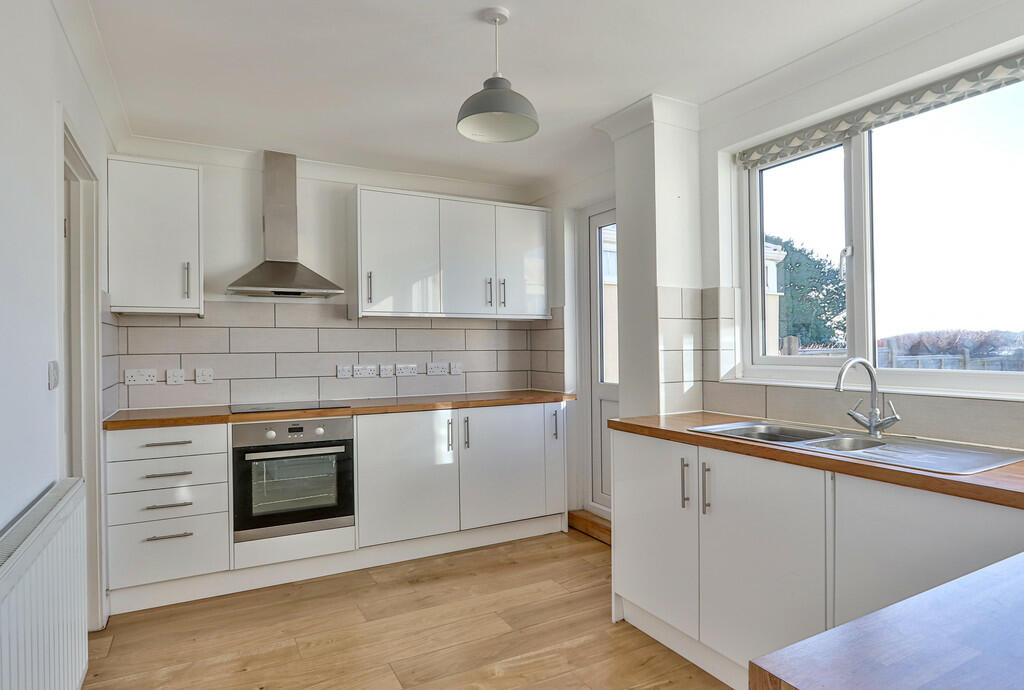 Additional image 17 of Egmont Road, Hamworthy