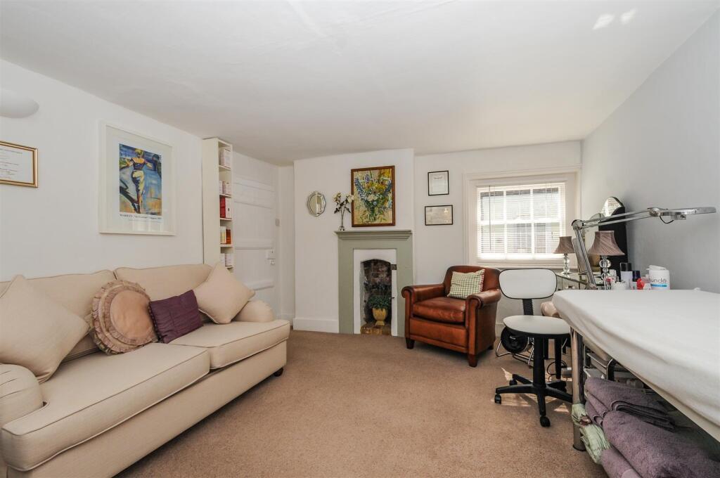 Additional image 6 of Tarrant Street, Arundel