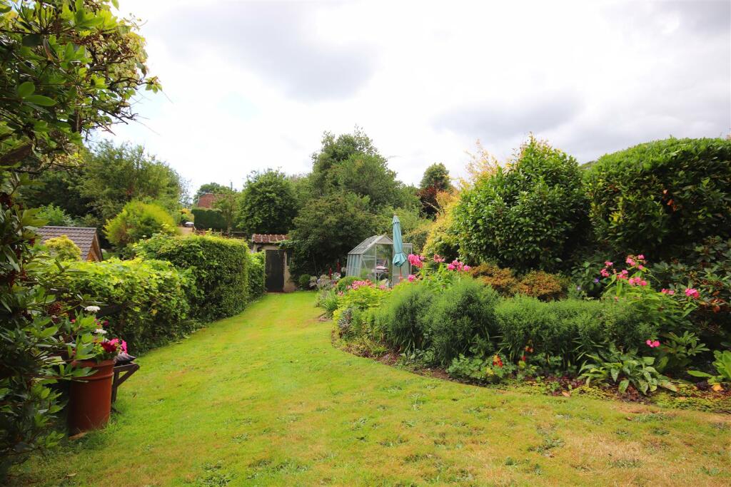 Additional image 25 of Lester Square, Burley,