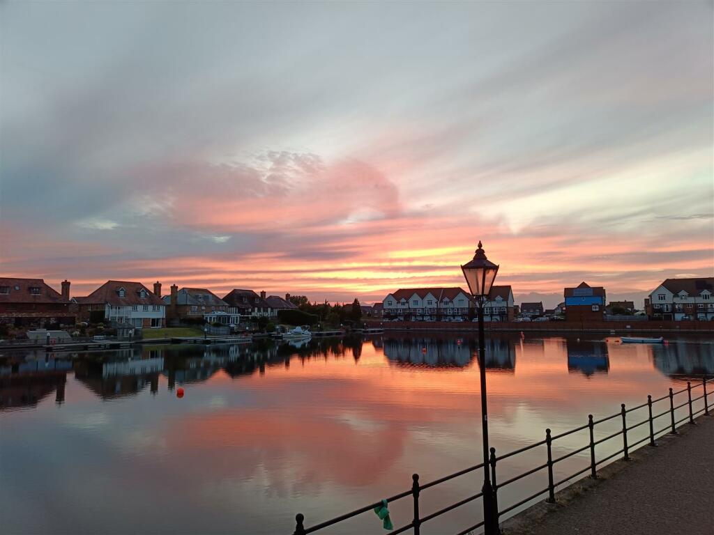 Additional image 24 of Long Beach View, Eastbourne