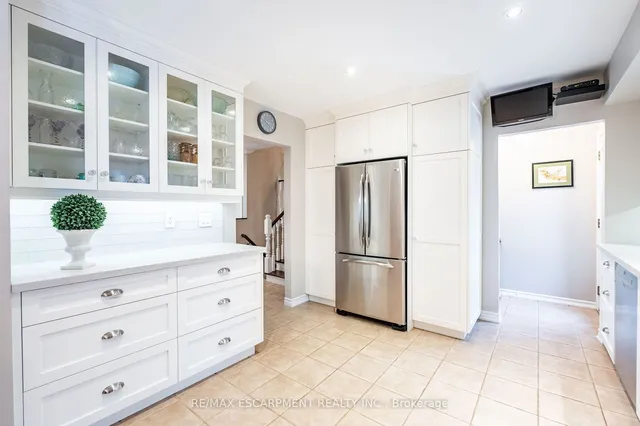 Additional image 11 of 3237 Woodward Ave