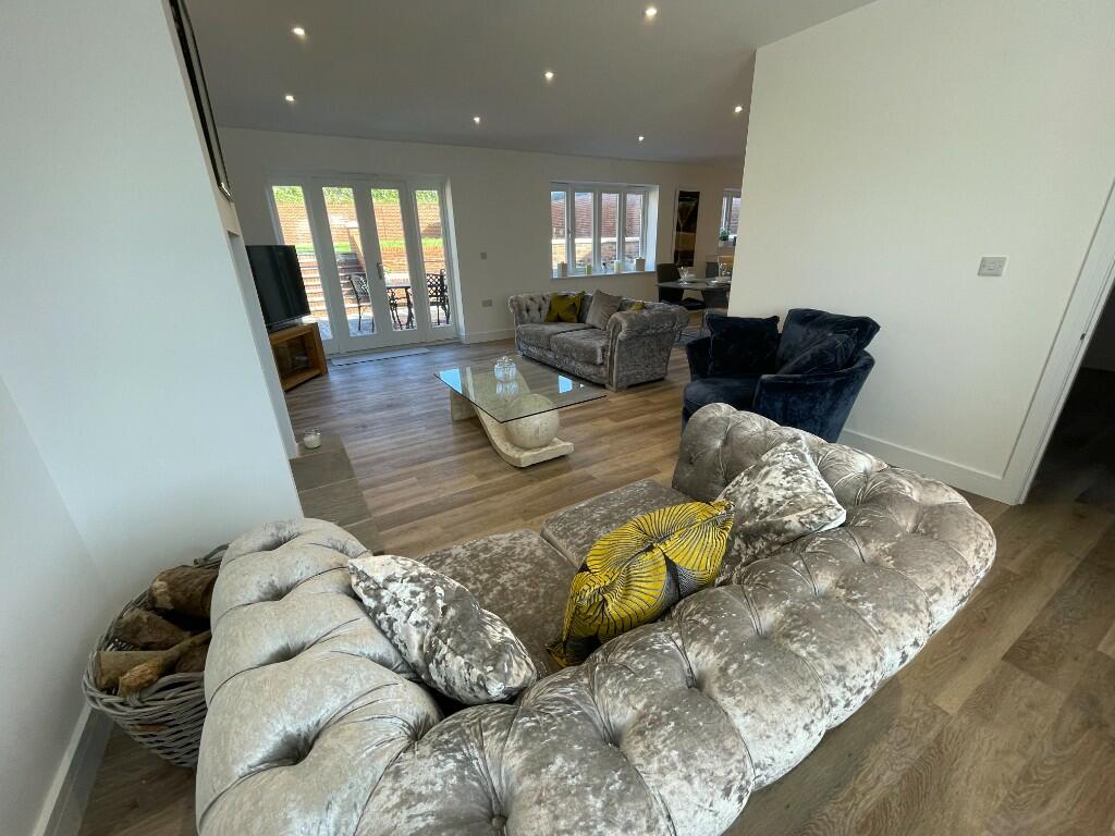 Additional image 9 of BH20 WEST STREET, Bere Regis