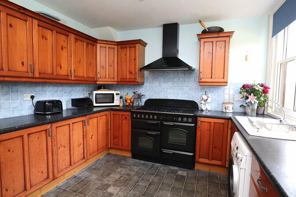 Additional image 12 of Higher Blandford Road, Broadstone, Dorset, BH18