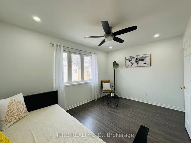 Additional image 26 of 83 Mondeo Dr Unit 293