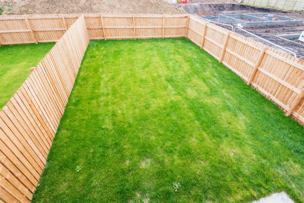 Additional image 11 of Northbeck Grange, Bradford, BD7