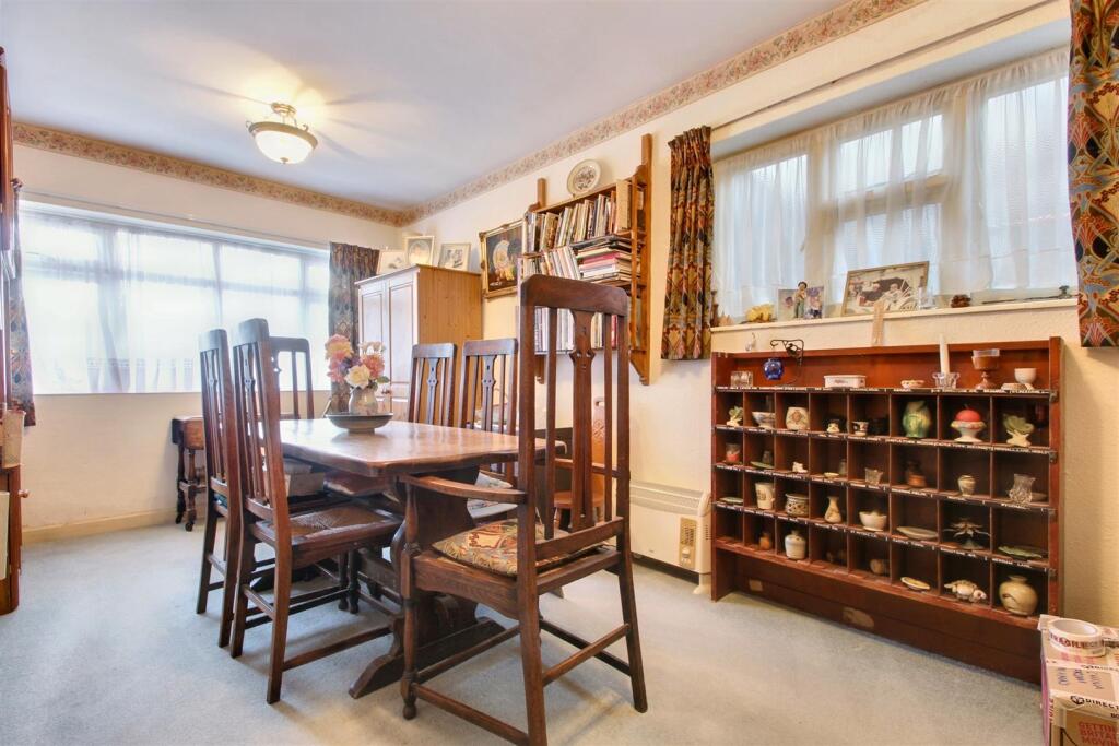 Additional image 5 of Arlington Avenue, Goring-By-Sea, Worthing