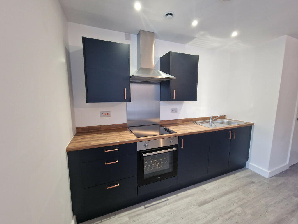 Additional image 9 of Bingley Rd, Bradford, West Yorkshire, BD9