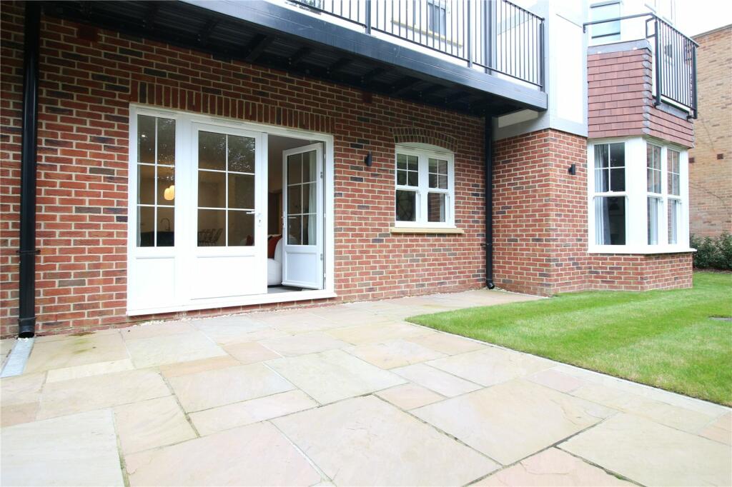 Additional image 14 of Chewton Farm Road, Highcliffe, Dorset, BH23