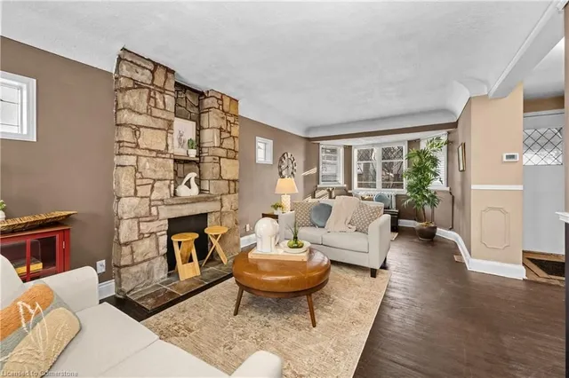 Additional image 10 of 97 Paradise Rd